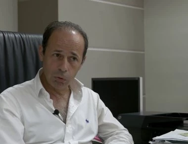 Μπουρνούς για φωτιά στο Μάτι: «Η πυροσβεστική προσπαθεί να διώξει τις ευθύνες από πάνω της»